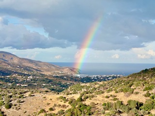 Όλα είναι χαρούμενα